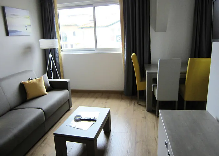 Lagrange Les Patios Eugenie Biarritz