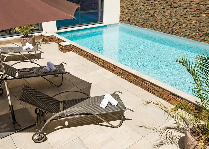 Lagrange Les Patios Eugenie Aparthotel Biarritz