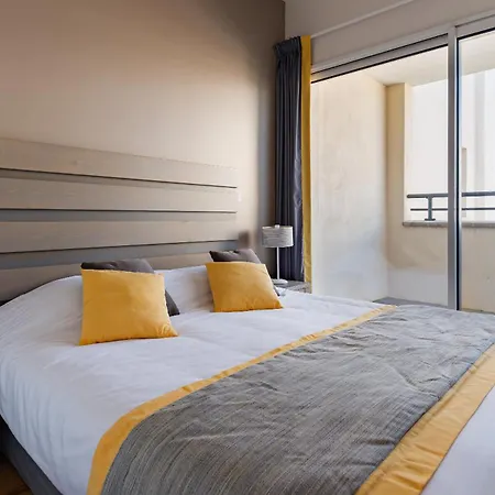 Lagrange Les Patios Eugenie 4* Биарриц