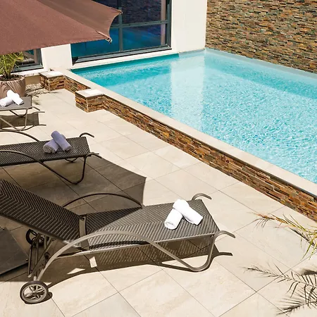 Lagrange Les Patios Eugenie Hotel apartamentowy 4*
