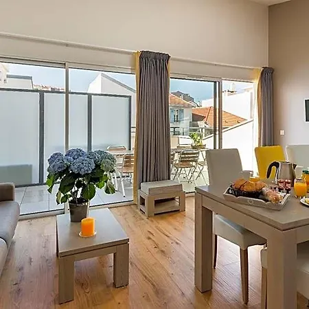 Hotel apartamentowy Lagrange Les Patios Eugenie Biarritz