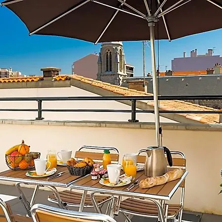 Lagrange Les Patios Eugenie Biarritz