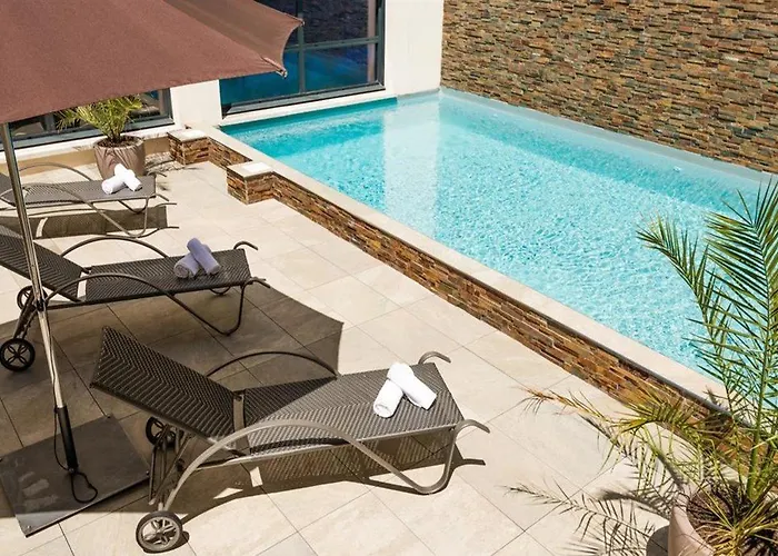 Lagrange Les Patios Eugenie Lägenhetshotell 4*